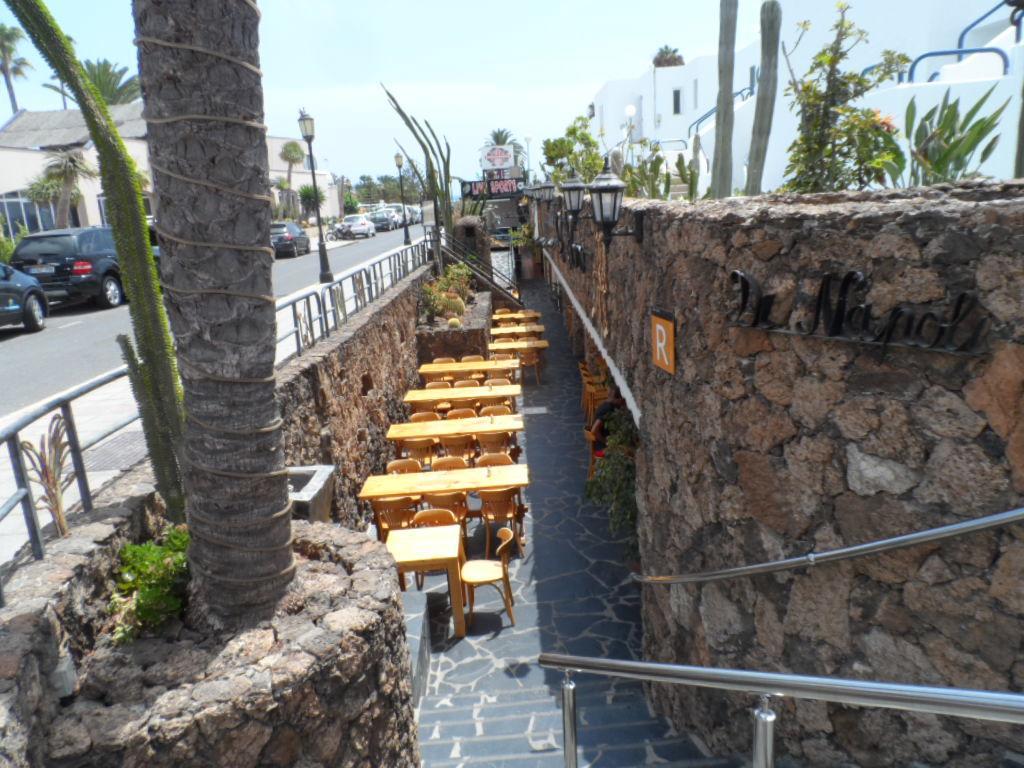 Habitaciones Residencial Corralejo Centro Playa エクステリア 写真